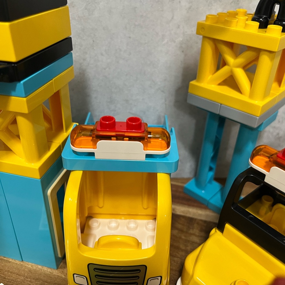 Lot of Lego DUPLO Construction Trucks Vehicles & Accessories from Set #10933 - Picture 2 of 12